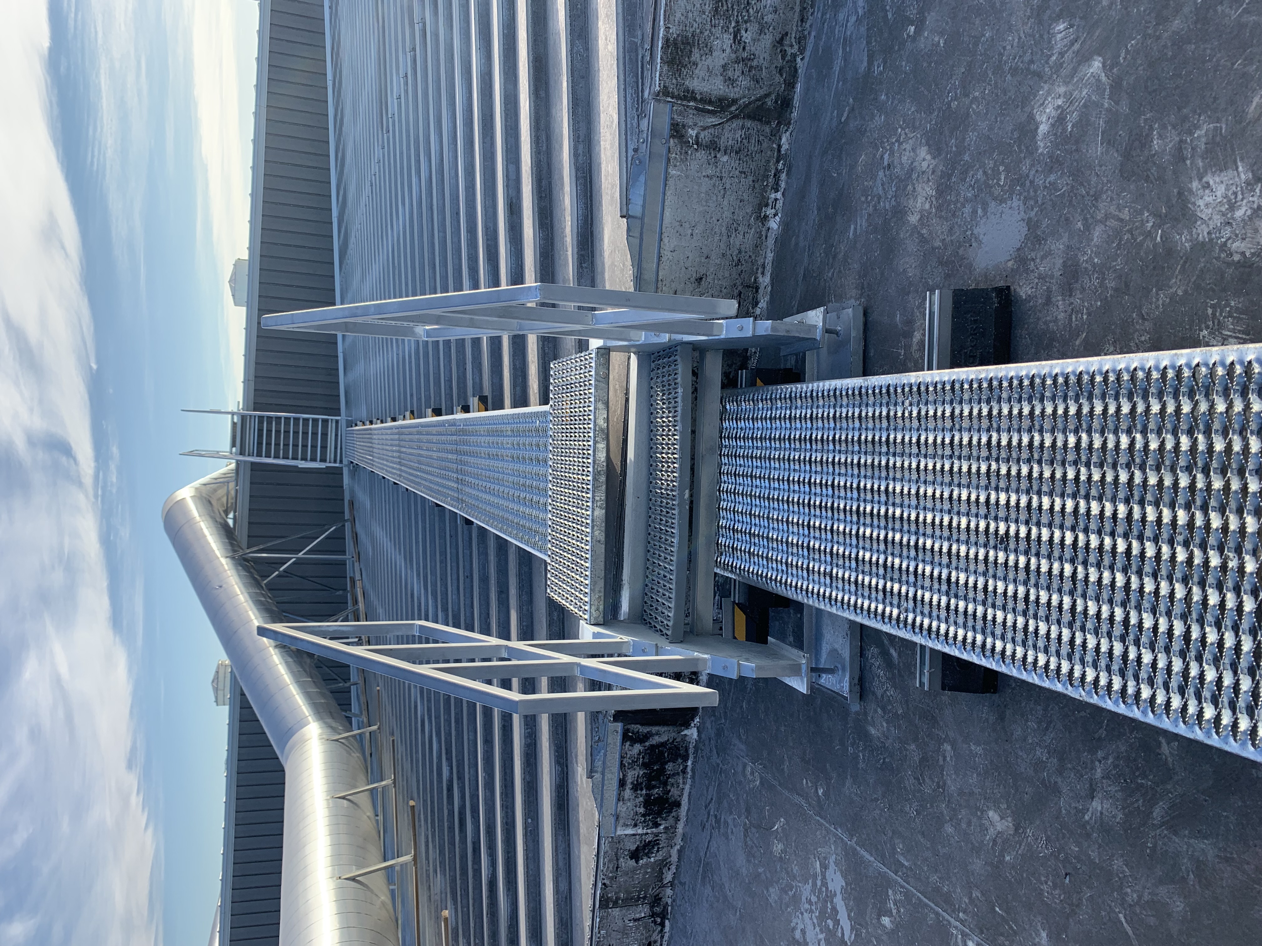 Roof Walkway System – RTU Maintenance Access image