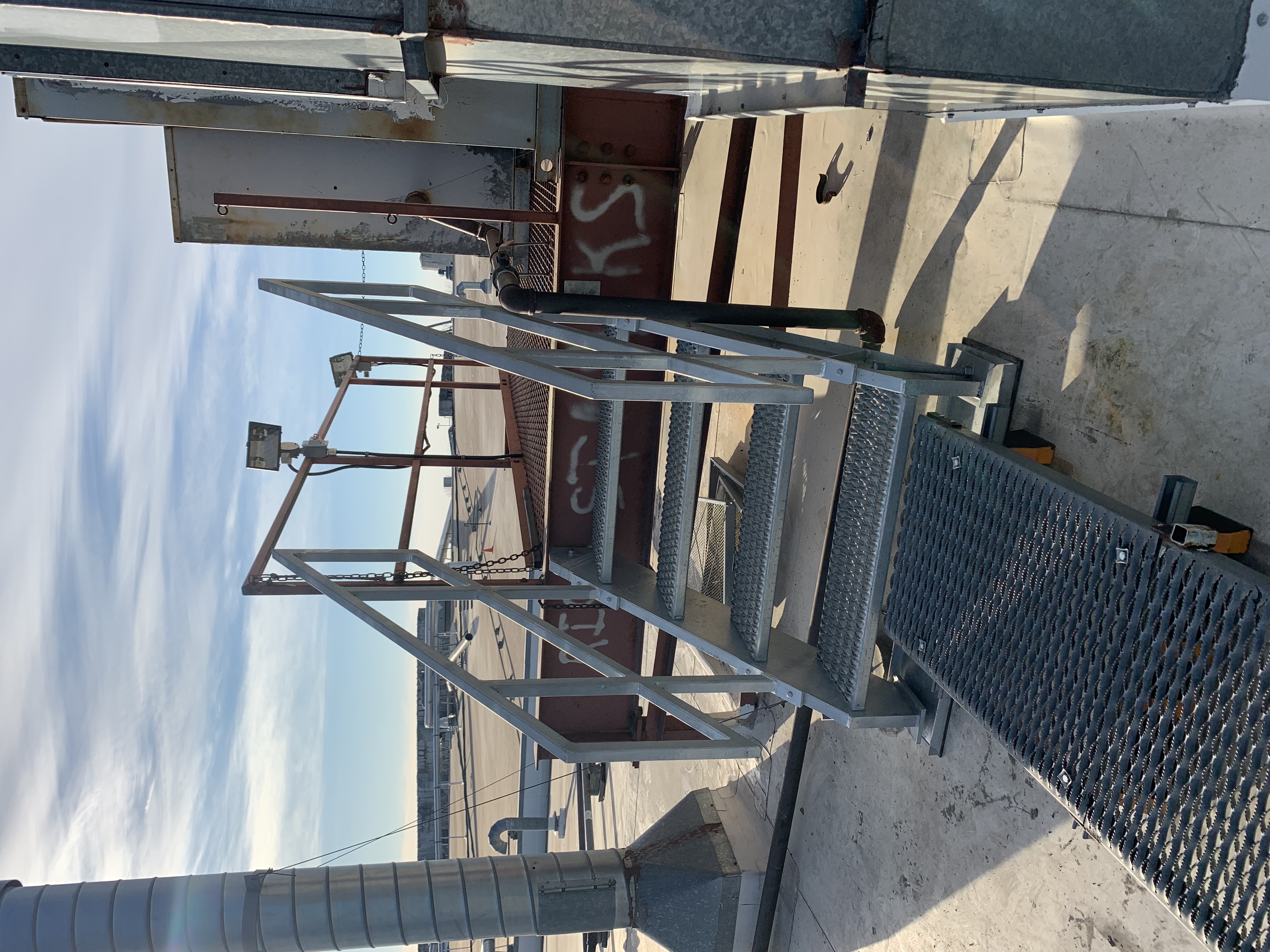 Roof Walkway System – RTU Maintenance Access image