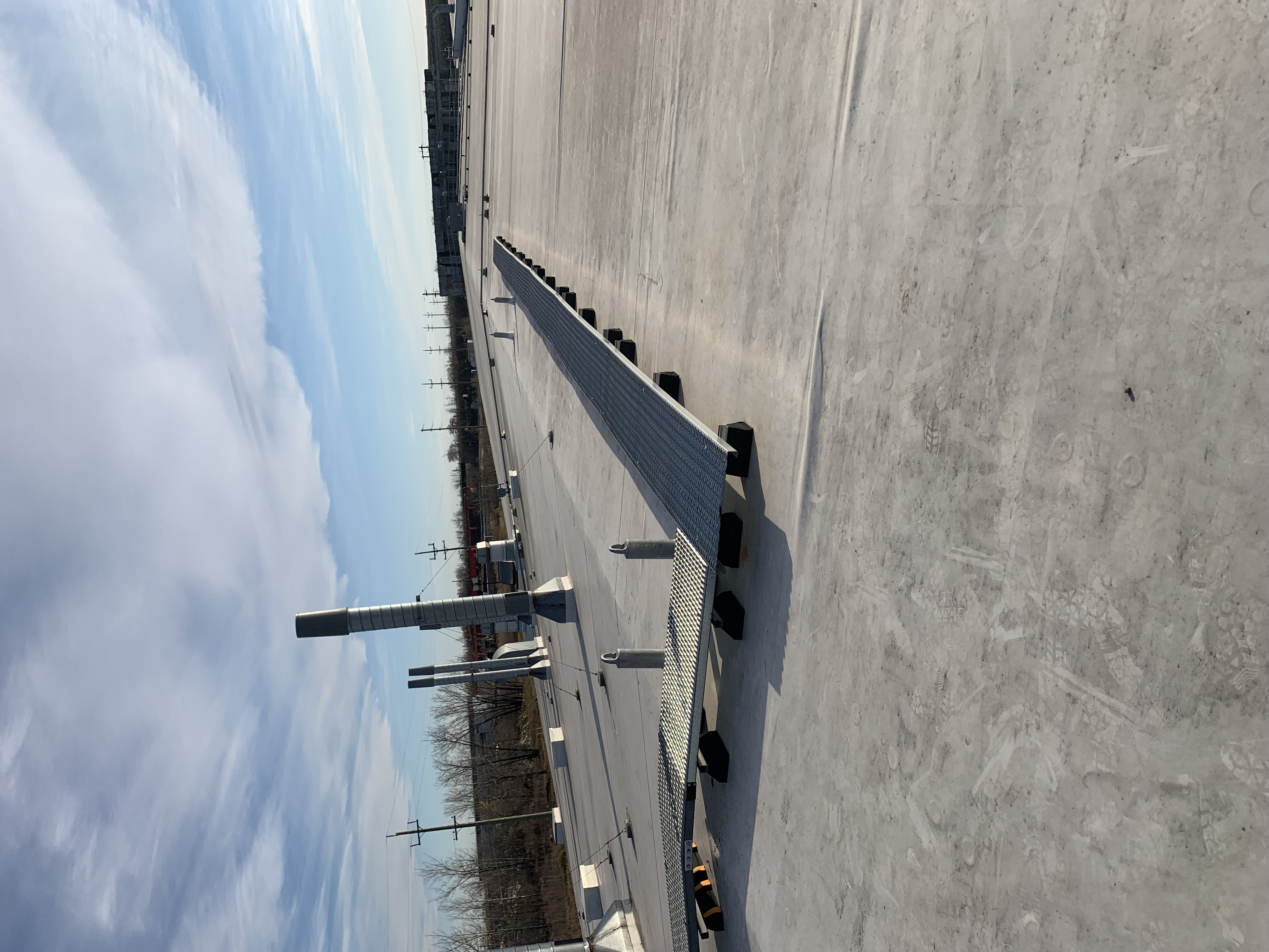Roof Walkway System – RTU Maintenance Access image