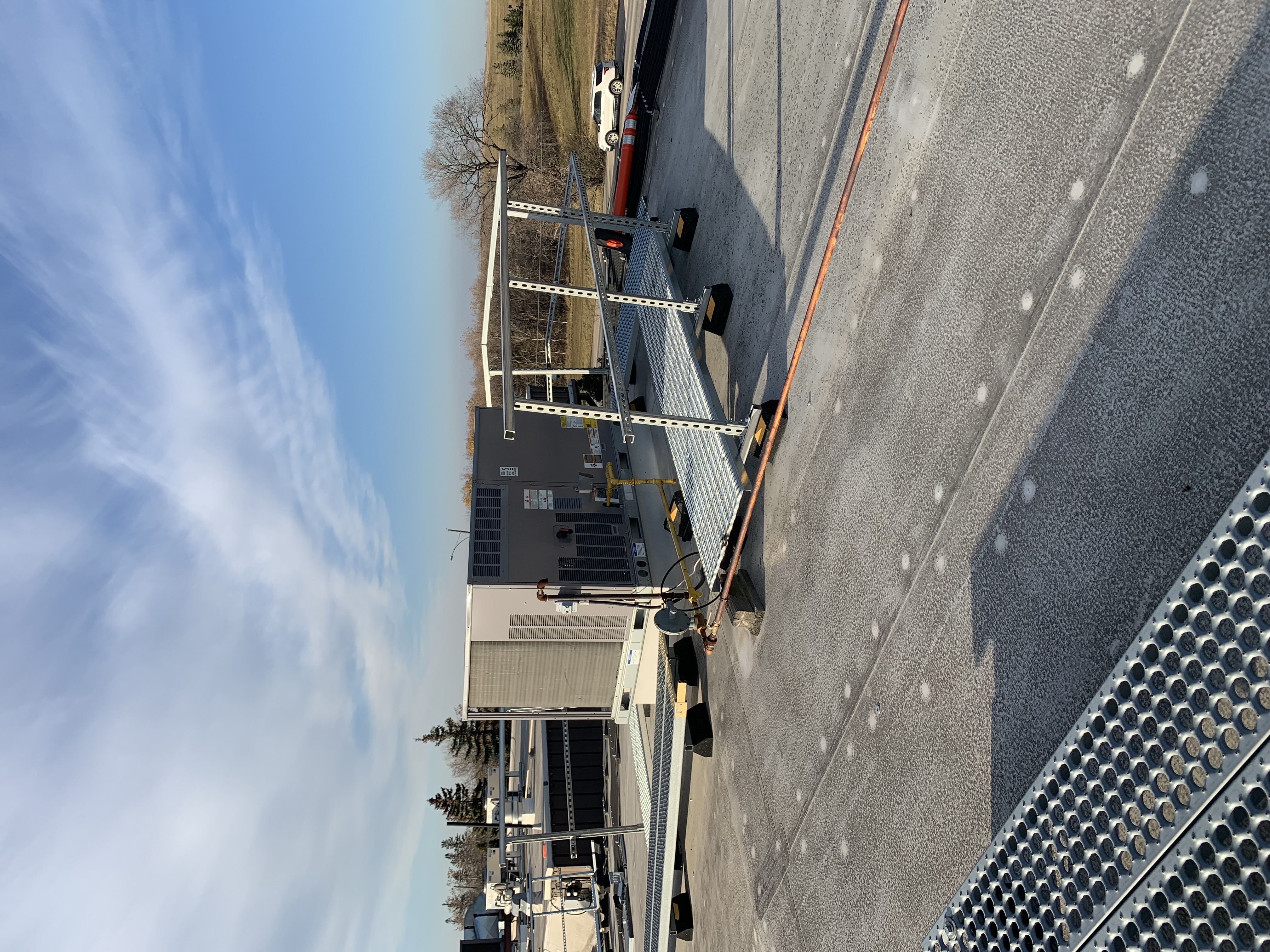 Roof Walkway System – RTU Maintenance Access image