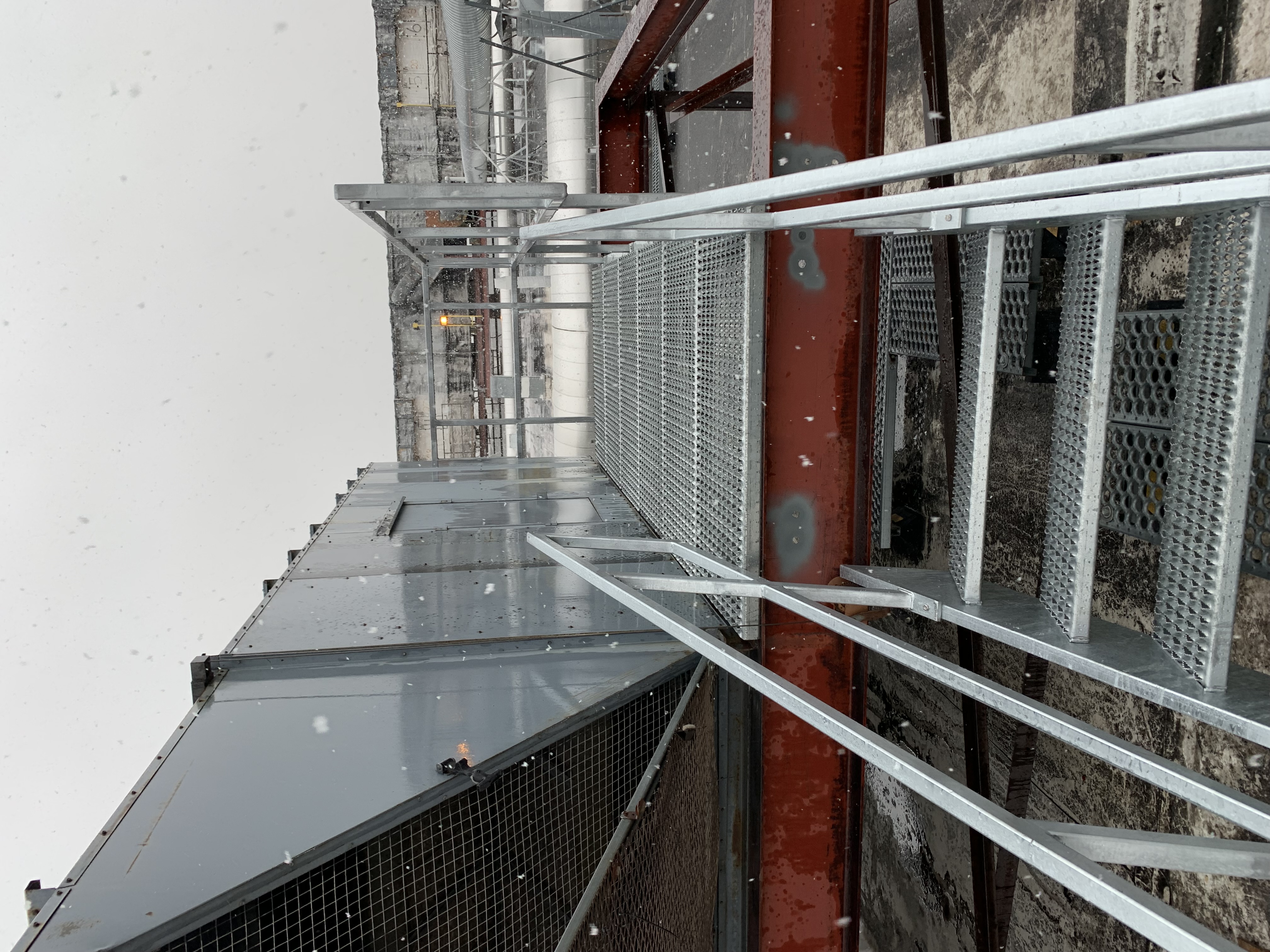 Roof Walkway System – RTU Maintenance Access image
